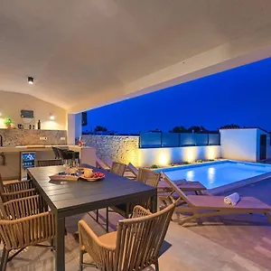  Apartment Zala With Private Pool Kroatien